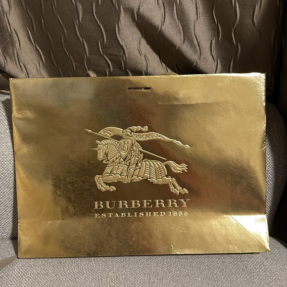 Burberry Gold Shopping Bag 12x16.5 - Picture 3 of 10